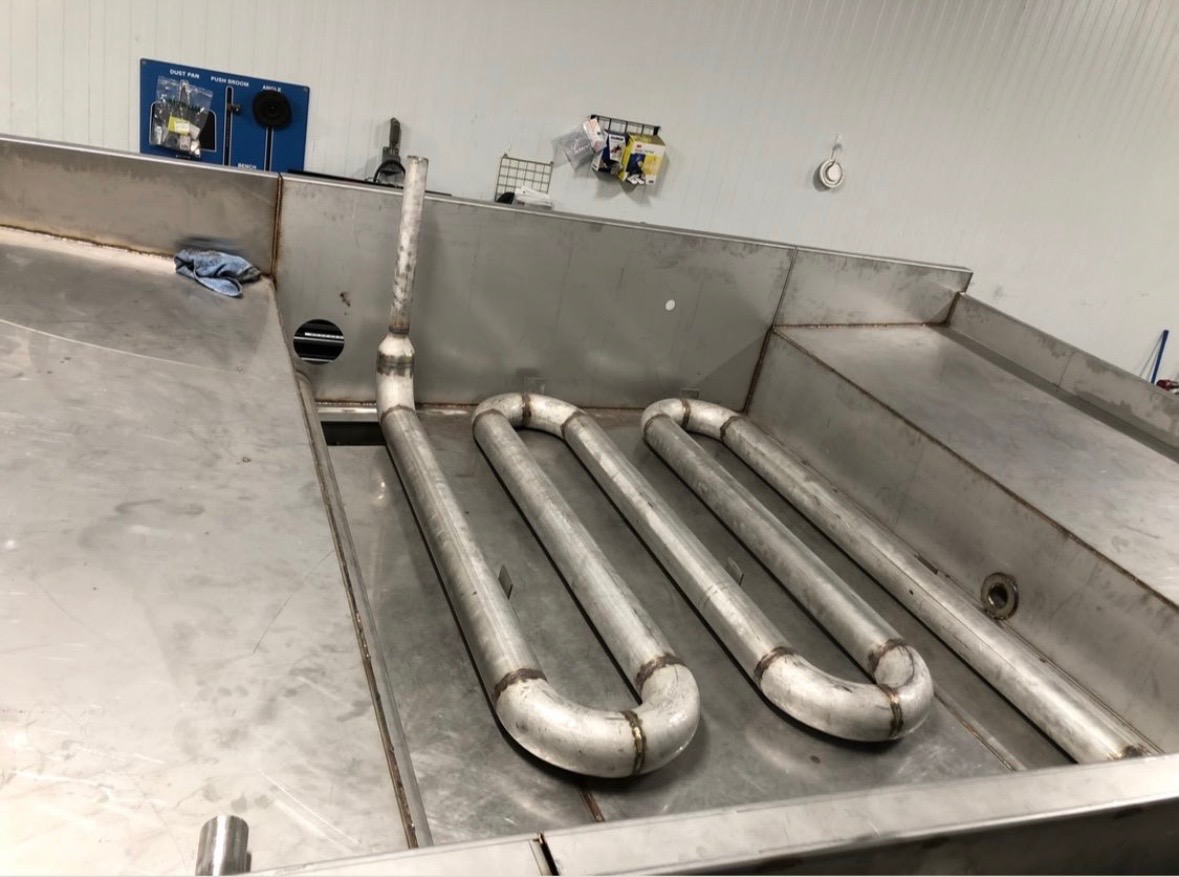 Stainless Tank with Internal Pipe Coil